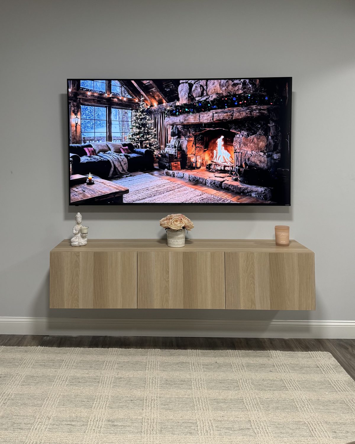 The Modern: The clean wireless install. Minimalism meets cinema, by SEIN ME